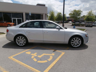 2013 Audi A4  2.0T Premium