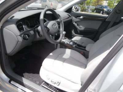 2013 Audi A4  2.0T Premium