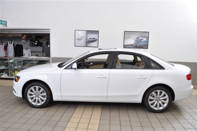 2013 Audi A4  2.0T Premium quattro