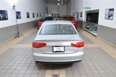 2013 Audi A4  2.0T Premium quattro