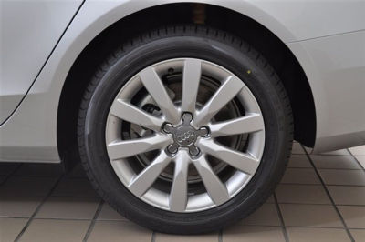 2013 Audi A4  2.0T Premium quattro