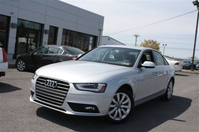 2013 Audi A4  Premium