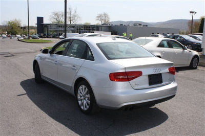 2013 Audi A4  Premium