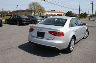 2013 Audi A4  Premium