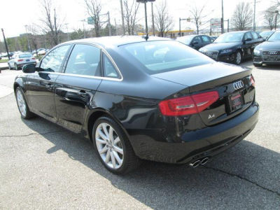 2013 Audi A4  2.0T Premium quattro