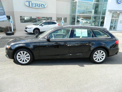 2011 Audi A4  2.0T Premium quattro