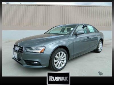 2013 Audi A4  Premium
