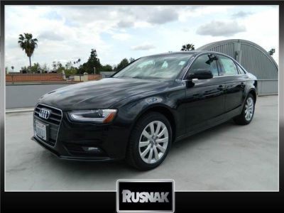 2013 Audi A4  Premium