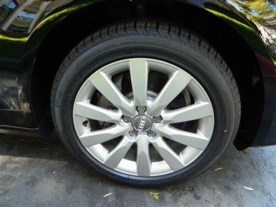 2013 Audi A4  Premium