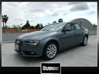 2013 Audi A4  Premium