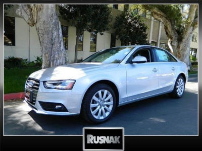 2013 Audi A4  Premium