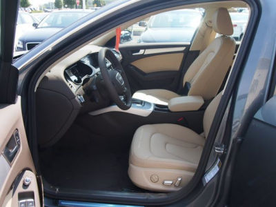 2013 Audi A4  2.0T Premium quattro