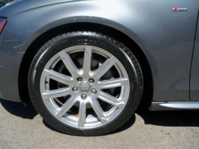 2012 Audi A4 2.0T Avant quattro Premium