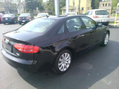 2013 Audi A4  2.0T Premium quattro