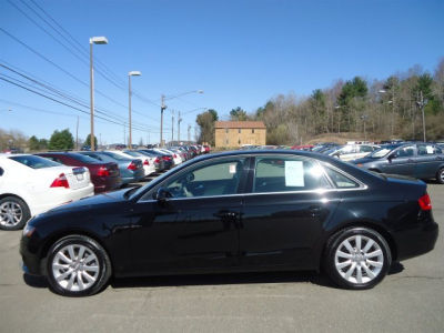 2011 Audi A4  2.0T Premium quattro
