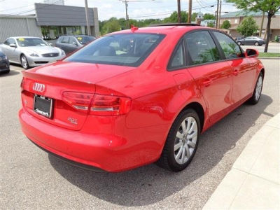 2013 Audi A4  Premium