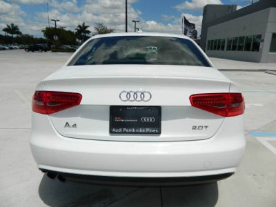 2013 Audi A4  2.0T Premium