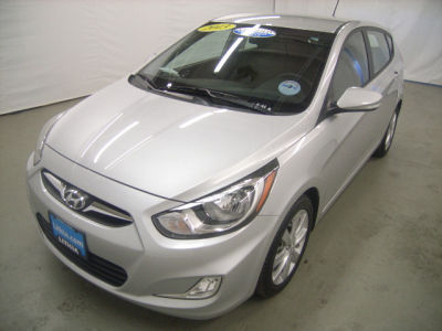 Buy 2013 Hyundai Accent2,515,Hatchback,Gray,DU065832A,KMHCU5AE1DU065832 ...