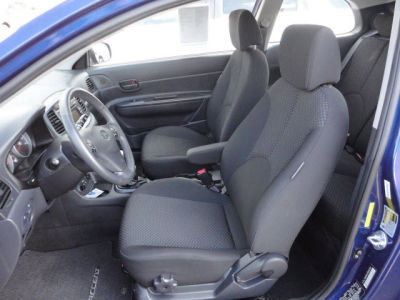 2011 Hyundai Accent  SE