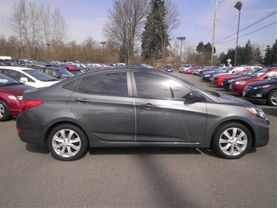 2012 Hyundai Accent  GLS