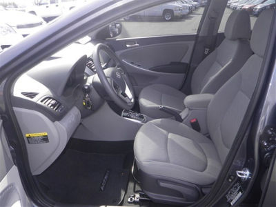 2012 Hyundai Accent  GLS