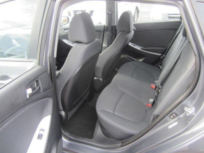 2012 Hyundai Accent  SE