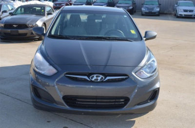 2012 Hyundai Accent  GLS