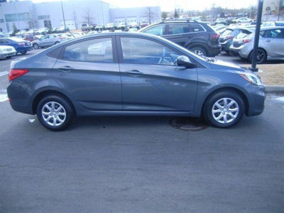 2013 Hyundai Accent  GLS
