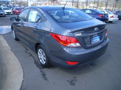 2013 Hyundai Accent  GLS