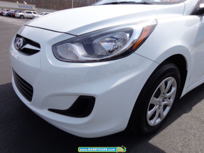 2013 Hyundai Accent  GLS