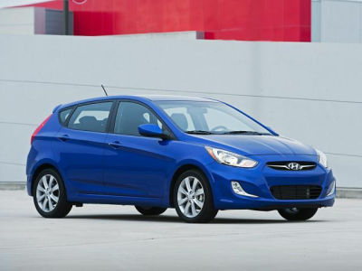 2013 Hyundai Accent  SE