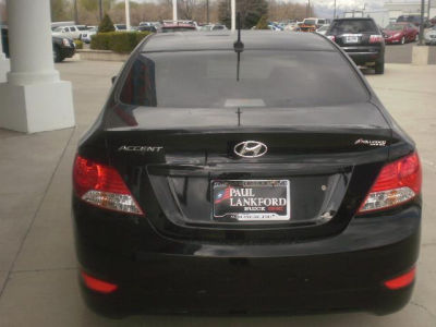 2012 Hyundai Accent  GLS