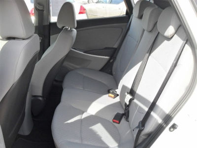 2012 Hyundai Accent  SE