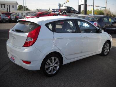 2012 Hyundai Accent