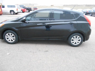 2012 Hyundai Accent  SE