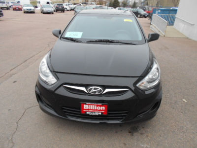 2012 Hyundai Accent  SE
