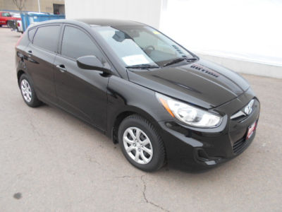 2012 Hyundai Accent  SE