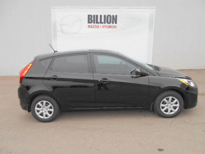 2012 Hyundai Accent  SE