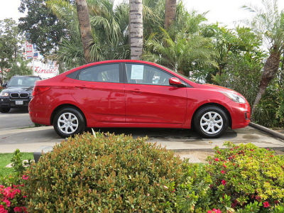 2012 Hyundai Accent  GLS
