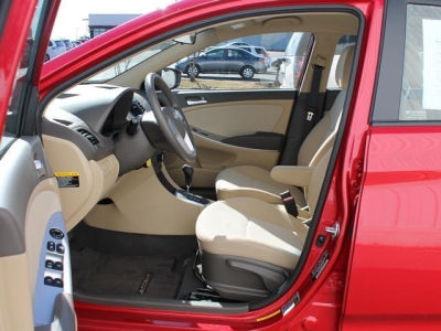 2013 Hyundai Accent  GLS