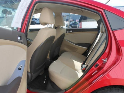 2013 Hyundai Accent  GLS