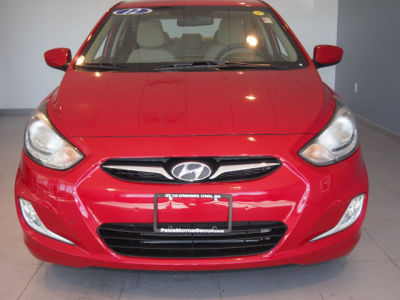 2012 Hyundai Accent  GLS