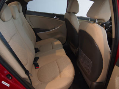 2012 Hyundai Accent  GLS