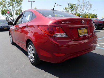 2013 Hyundai Accent  GLS