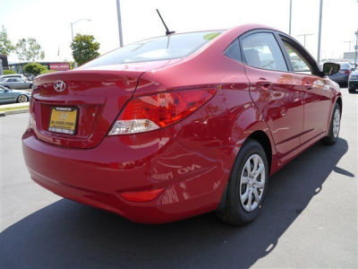 2013 Hyundai Accent  GLS