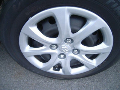 2012 Hyundai Accent  GLS