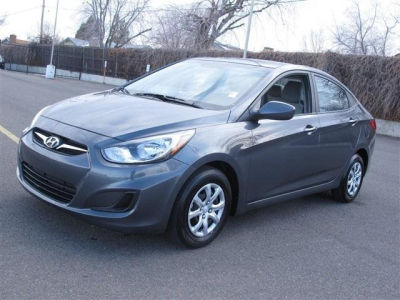 2012 Hyundai Accent  GLS