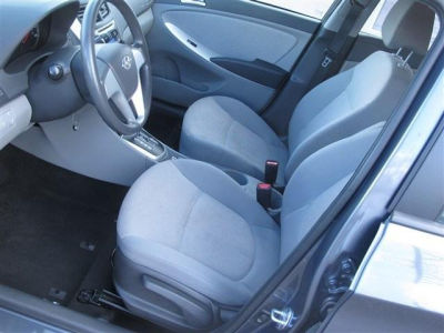 2012 Hyundai Accent  GLS