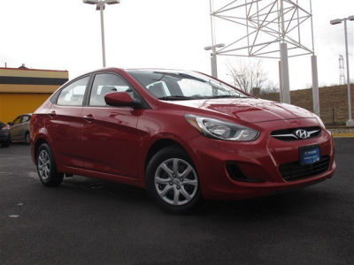 2012 Hyundai Accent  GLS