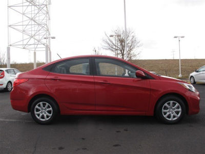2012 Hyundai Accent  GLS